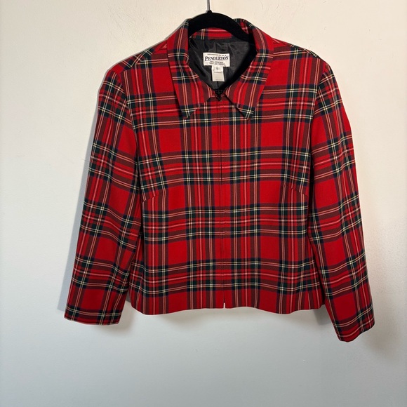 Vintage Pendleton Women's Red Plaid Jacket 100% Virgin Wool Lined Size 12 - Picture 8 of 11
